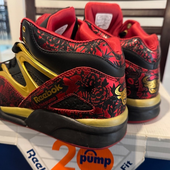 Rare Shoes ! Made for Chinese New Year ! Year of the OX ! Reebook Pump Shoes - Picture 2 of 9